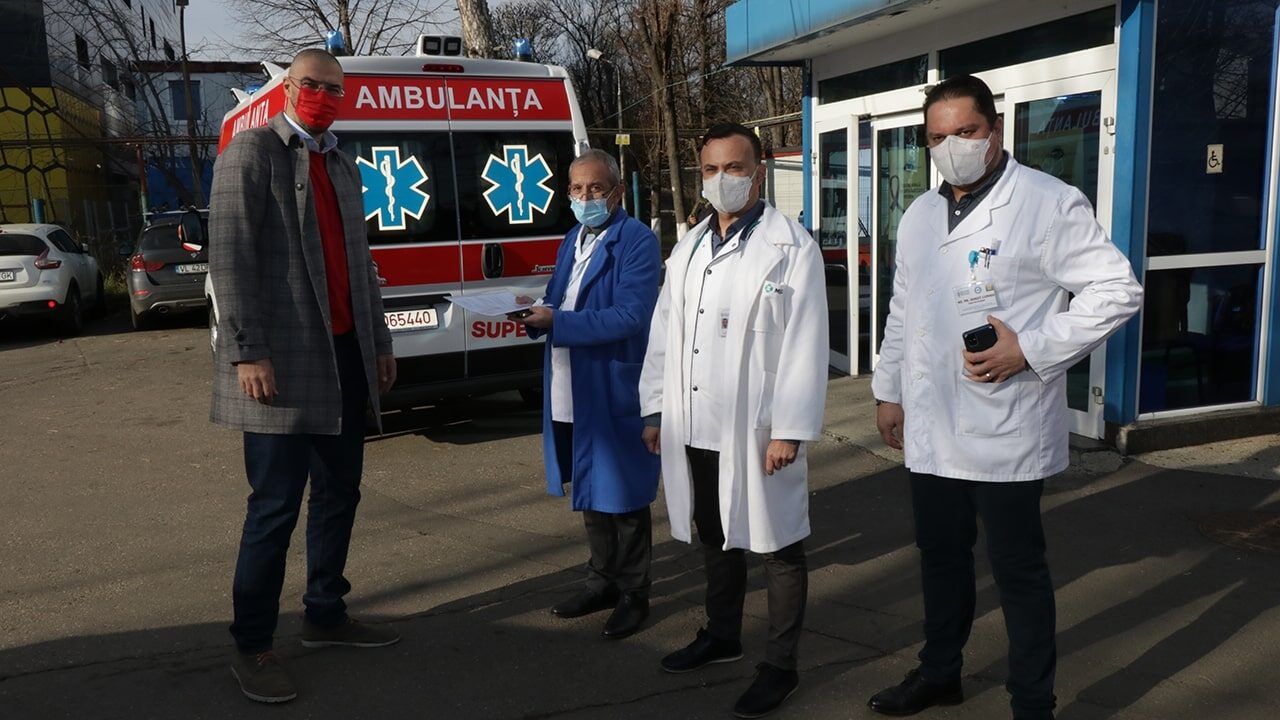 superdonatie-superbet-a-achizitionat-o-ambulanta