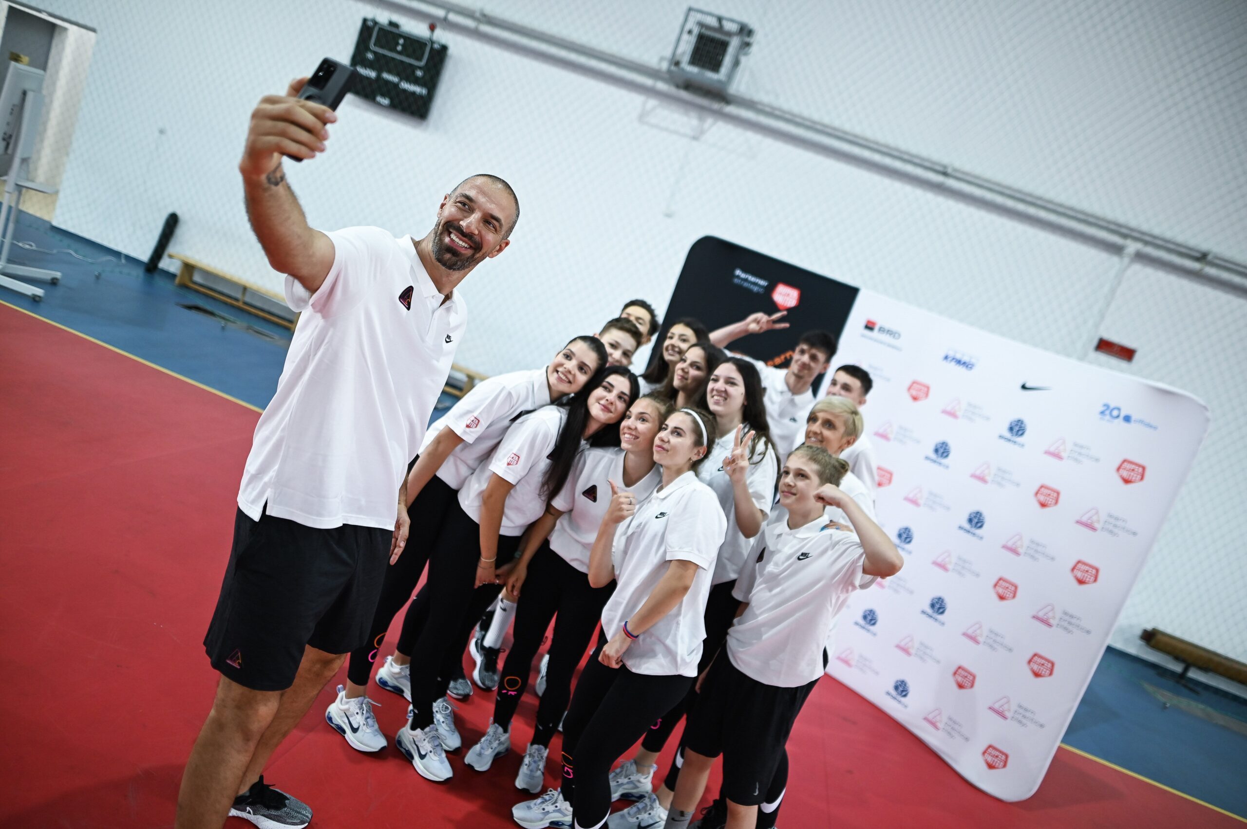 victorii-de-proportii-pentru-sportivii-inscrisi-in-programul-go-scholarship